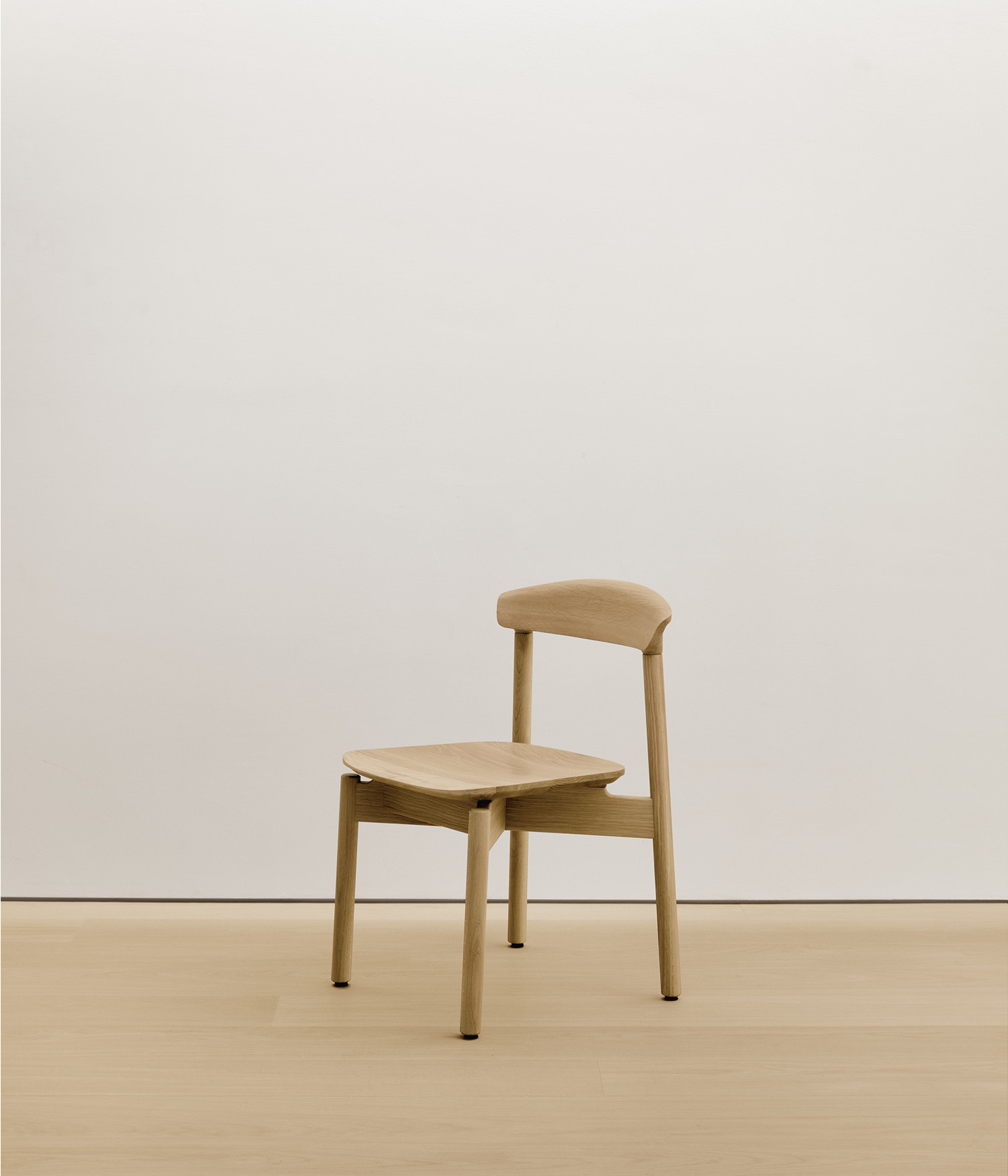  white-oak chair with solid wood seat